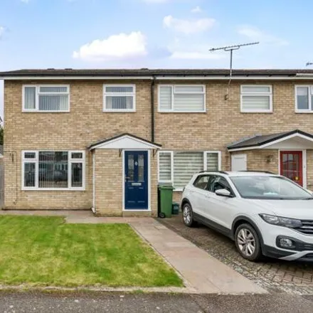 Buy this 3 bed house on Pemberton Close in Aylesbury, HP21 7NY