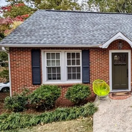 Buy this 3 bed house on 1238 Nason Street in Chattanooga, TN 37405