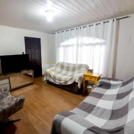 Buy this 3 bed house on Rua Mário César Machado dos Santos 222 in Fátima, Joinville - SC