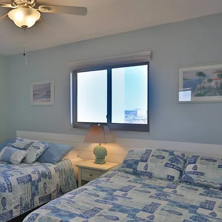 Image 5 - Madeira Beach, FL, 33708 - Condo for rent