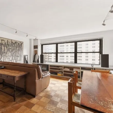 Image 2 - 180 West End Avenue, New York, NY 10023, USA - Apartment for sale