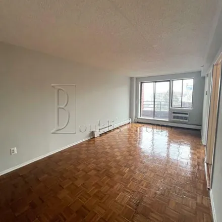 Image 4 - 136-14 Northern Boulevard, New York, NY 11354, USA - Apartment for rent