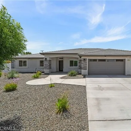 Buy this 4 bed house on 19607 Yanan Road in Apple Valley, CA 92307