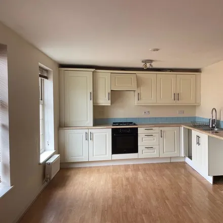 Image 3 - Vienna Court, Churwell, LS27 7GN, United Kingdom - Apartment for rent