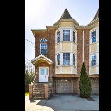 Buy this 6 bed house on 740 Trumbull Street in Union Square, Elizabeth