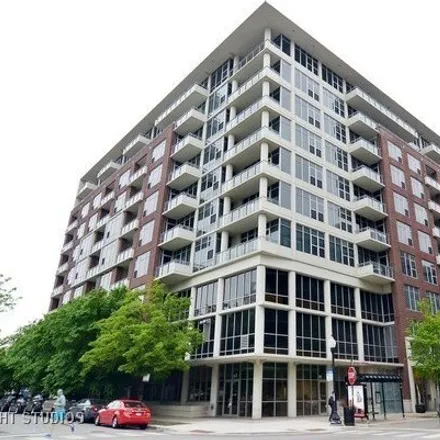 Rent this 1 bed condo on Madison 901 in 901 West Madison Street, Chicago