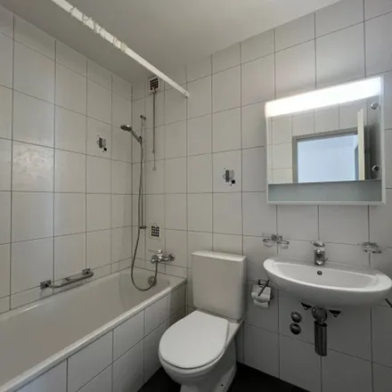 Image 4 - 8, 8105 Regensdorf, Switzerland - Apartment for rent