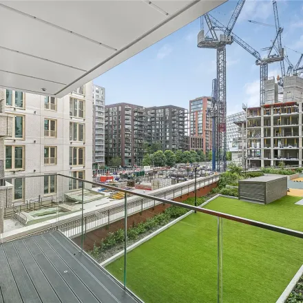 Rent this 2 bed apartment on Lanchester Way in London, SE14 5HQ