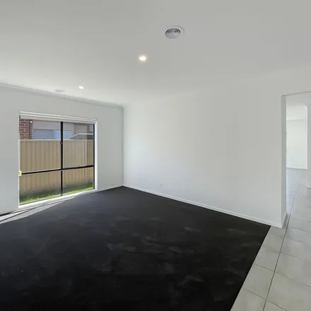Image 9 - Sprinter Way, Winter Valley VIC 3358, Australia - Apartment for rent