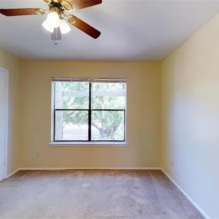 Image 6 - 323 Manuel Drive, College Station, TX 77840, USA - Apartment for rent