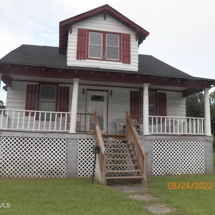 Buy this 5 bed house on 932 South King Street in Windsor, Bertie County
