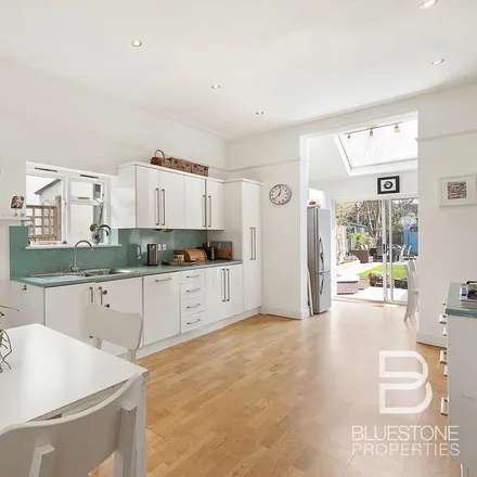 Rent this 4 bed townhouse on Gleneagle Road in London, SW16 6GF