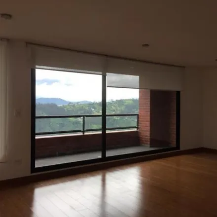 Rent this 4 bed apartment on Panificadora Ambato in Avenida González Suárez, 170107