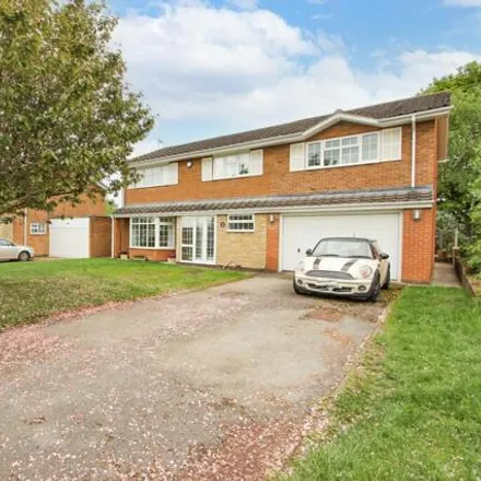 Buy this 5 bed house on The Hollows in Doncaster, DN4 7PT