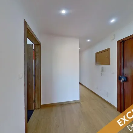 Rent this 2 bed apartment on Rua Diogo Cão 15 in 2830-066 Alto do Seixalinho, Santo André e Verderena