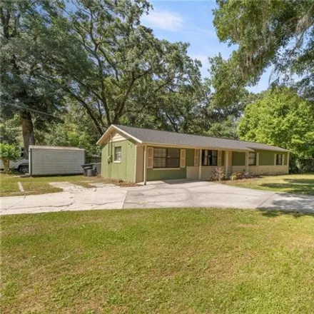 Buy this 4 bed house on 1686 Northeast 35th Street in Marion County, FL 34479