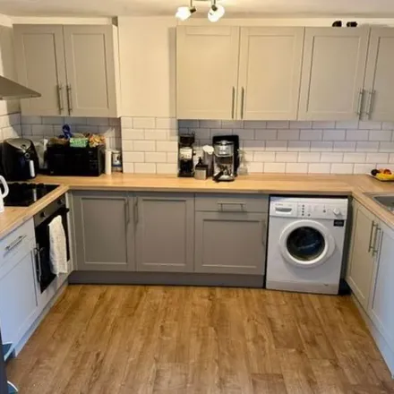 Image 1 - Greenway, Donyatt, TA19 0SF, United Kingdom - Apartment for rent