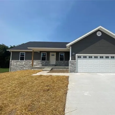 Buy this 6 bed house on 1567 Fairfield Street in Lebanon, MO 65536