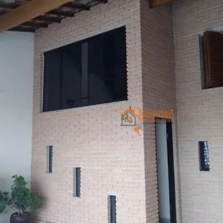 Buy this 3 bed house on Rua Noel Rosa in Guarulhos, Guarulhos - SP