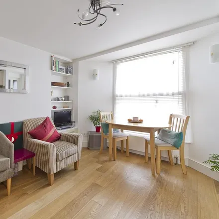 Rent this 1 bed apartment on 26 Irving Road in London, W14 0JS