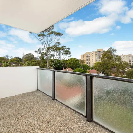 Image 3 - Prospect Avenue, Cremorne NSW 2090, Australia - Apartment for rent