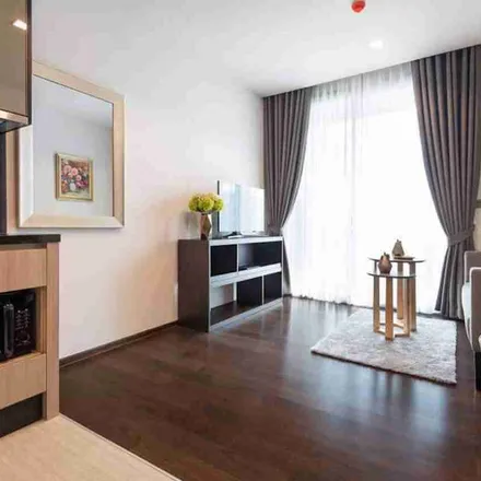 Rent this 1 bed apartment on The Line Ratchathewi in 448/6, Phetchaburi Road