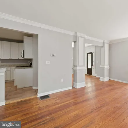 Image 6 - 4202 Diller Avenue, Baltimore, MD 21206, USA - House for sale
