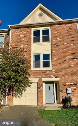 Rent this 3 bed townhouse on 743 South Granada Street in Columbia Heights, Arlington