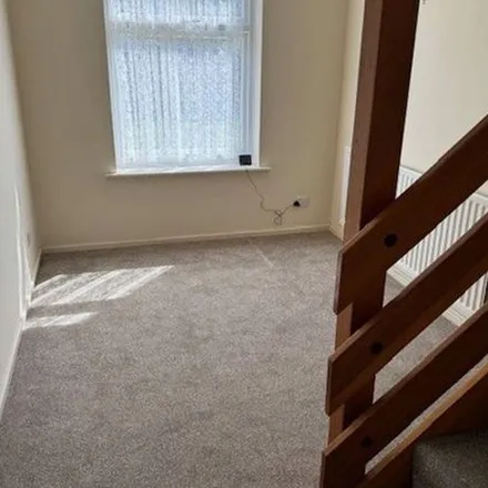 Image 3 - Japonica Drive, Telford and Wrekin, TF1 6XD, United Kingdom - Apartment for rent