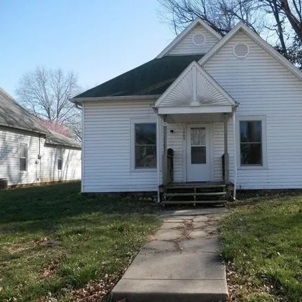 Buy this 3 bed house on 1425 West 11th Street in Sedalia, MO 65301