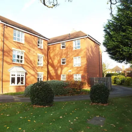 Rent this 2 bed room on Thorpe Court in Ulverley Green, B91 1SU
