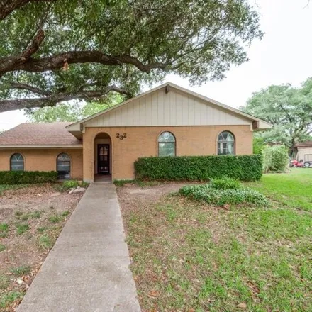 Buy this 3 bed house on 250 Merribrook Trail in Duncanville, TX 75116