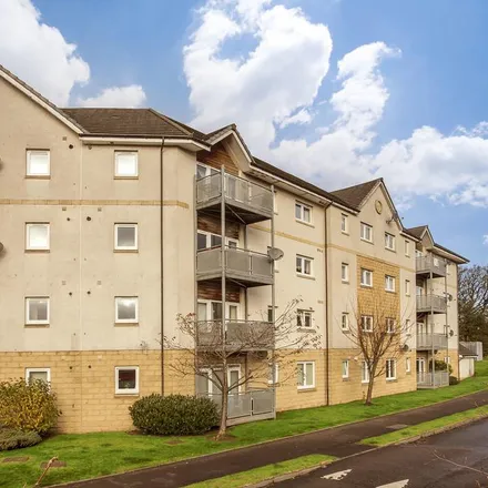 Rent this 2 bed apartment on 100-111 Hawk Brae in Livingston, EH54 6GF