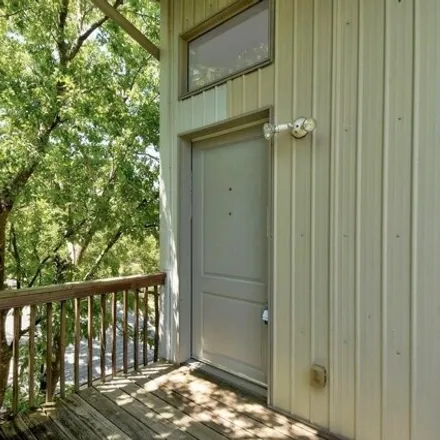 Image 2 - 1908 East 9th Street, Austin, TX 78702, USA - House for rent
