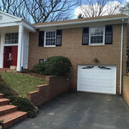 Rent this 4 bed house on 1332 Elsinore Avenue in McLean, VA 22103