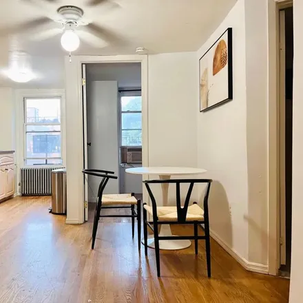 Image 5 - 79 Carlton Ave, Brooklyn, NY 11205, USA - Room for rent