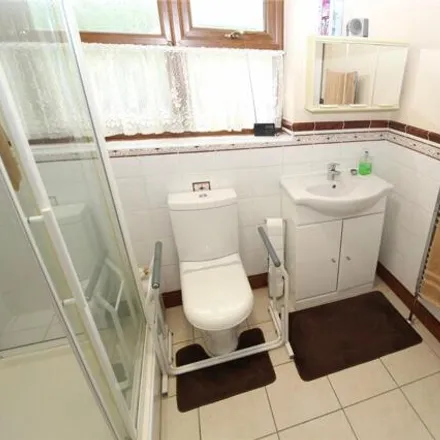 Image 7 - Bellhouse Road, Leigh on Sea, SS9 5NL, United Kingdom - House for sale
