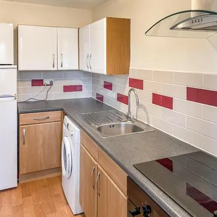 Buy this 1 bed apartment on Townsend Close in Easthampstead, RG12 0XE