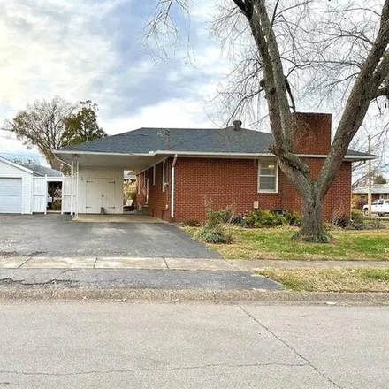 Image 2 - 1908 Merriewood Drive, Owensboro, KY 42301, USA - House for sale