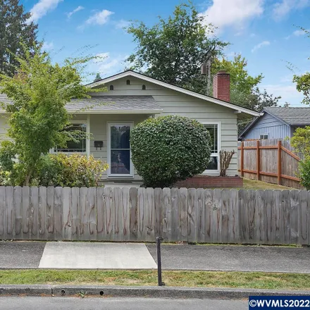 Buy this 3 bed house on 1321 Northwest Draper Place in Corvallis, OR 97330