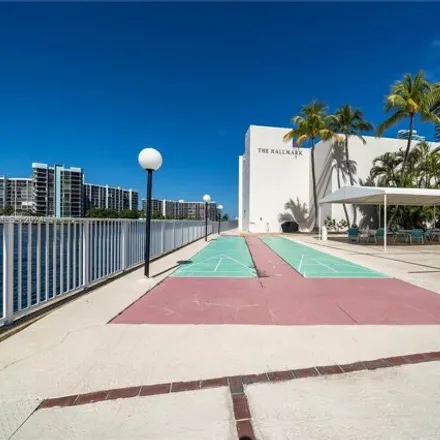 Image 8 - South Ocean Drive, Beverly Beach, Hollywood, FL 33009, USA - Condo for sale