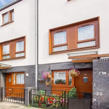 Buy this 4 bed townhouse on Shelley Road in London, NW10 8NW
