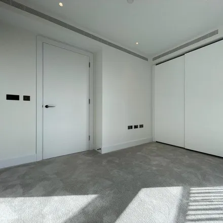 Image 3 - Centre Stage, Fountain Park Way, London, W12 7NP, United Kingdom - Apartment for rent