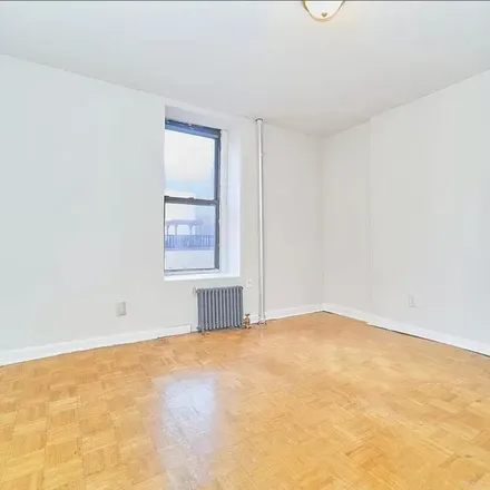 Rent this 2 bed apartment on 339 East 95th Street in New York, NY 10128