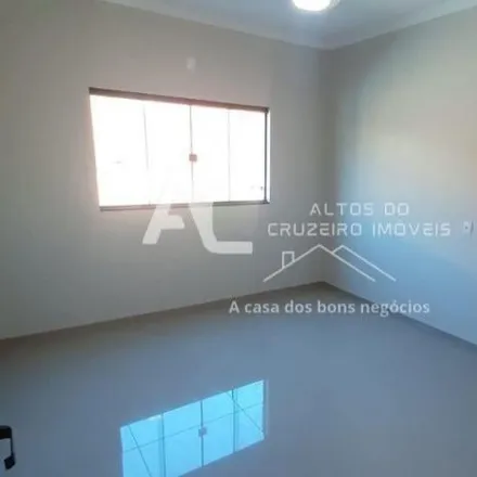 Buy this 3 bed house on Avenida Padre Lourenço da Costa Moreira in São Sebastião, Itajubá - MG