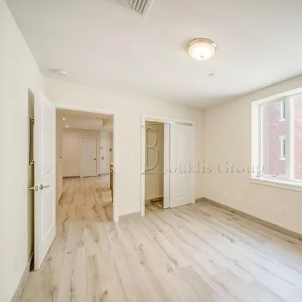 Image 3 - 30-70 38th Street, New York, NY 11103, USA - Apartment for rent