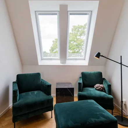 Rent this 2 bed apartment on Kokio in Hagenauer Straße 9, 10435 Berlin