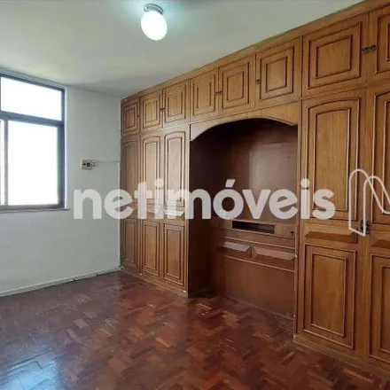 Rent this 3 bed apartment on Laboratório DNA in Avenida Paulo VI, Pituba