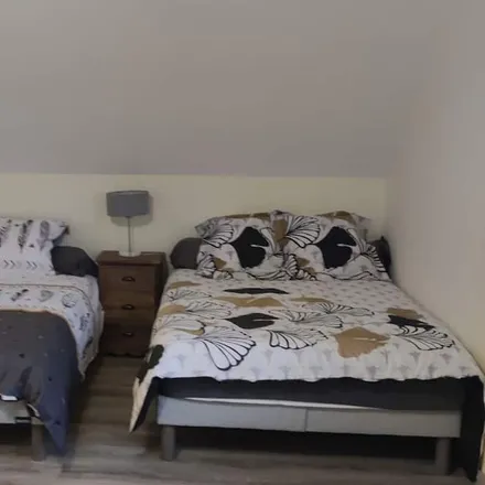 Rent this 4 bed house on 50250 La Haye