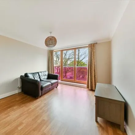 Image 5 - Texryte House, Balmes Road, London, N1 5EY, United Kingdom - Apartment for rent